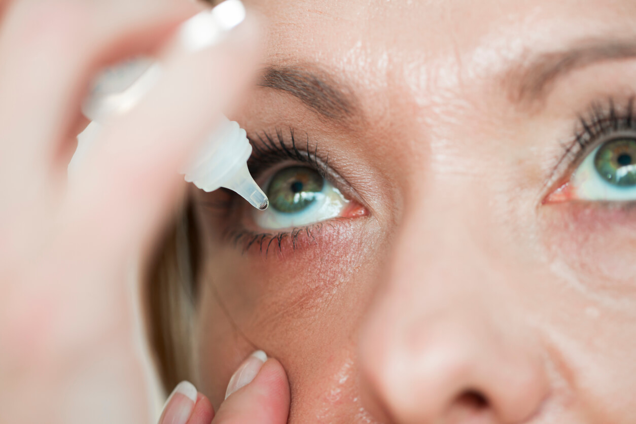 FDA warns eye drops may cause infection. Here's a list of 27 products to  which the alert applies. - CBS News